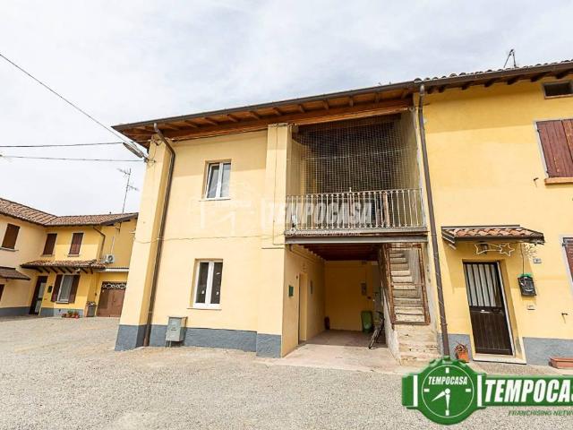 Villa Indipendente in vendita a Dovera, Lombardia