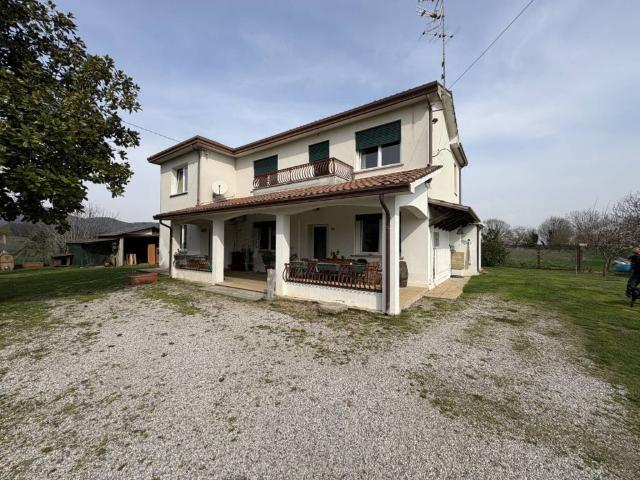 Villa Indipendente in vendita a Carrara San Giorgio, Veneto