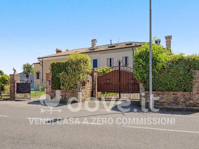Villa Indipendente in vendita a Carrara San Giorgio, Veneto