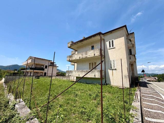 Villa Indipendente in vendita a Dugenta, Campania