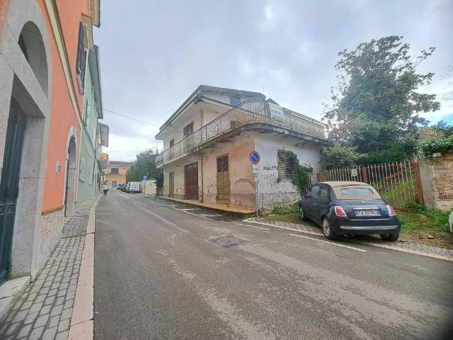 Villa Indipendente in vendita a Durazzano, Campania