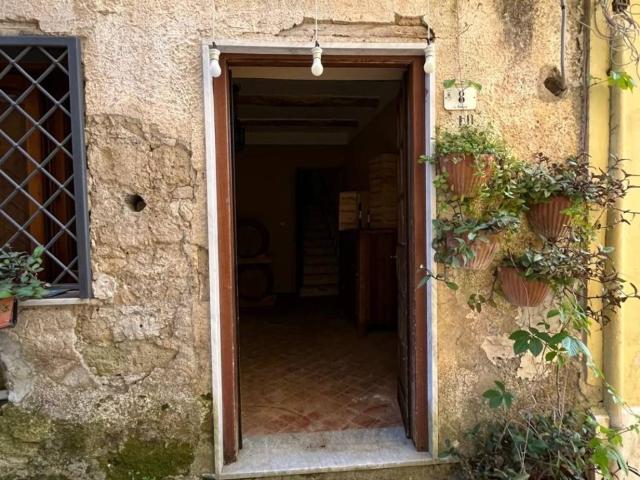 Villa Indipendente in vendita a Durazzano, Campania