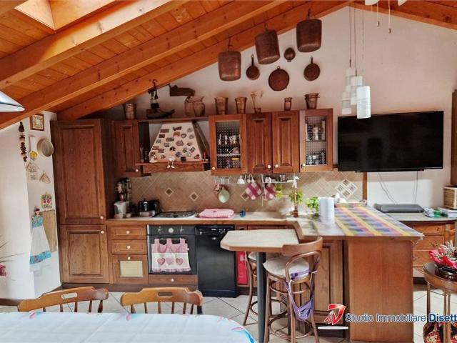 Villa Indipendente in vendita a Comunità montana della valle Camonica, Edolo