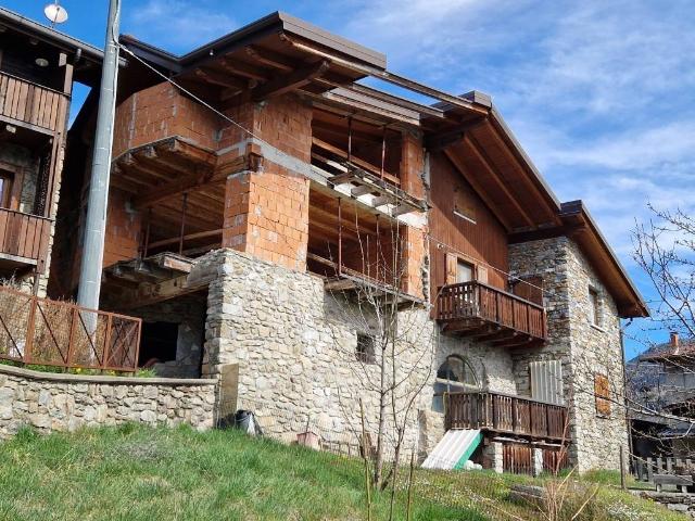 Villa Indipendente in vendita a Comunità montana della valle Camonica, Edolo