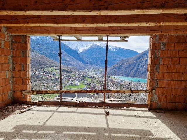 Villa Indipendente in vendita a Mù, Edolo