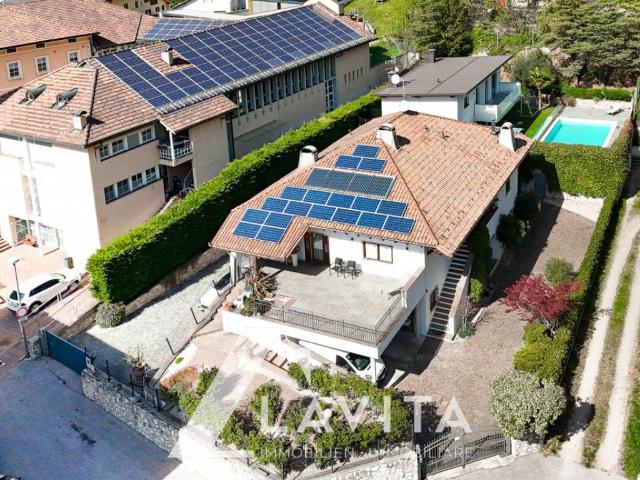 Villa Indipendente in vendita a Überetsch-Unterland - Oltradige-Bassa Atesina, Egna - Neumarkt