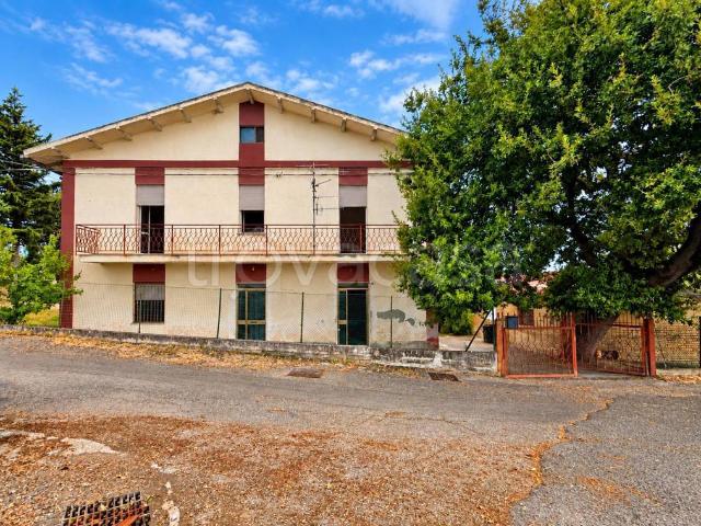 Villa Indipendente in vendita a Elice, Pescara