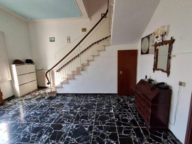 Villa Indipendente in vendita a Unione dei Comuni Circondario dell'Empolese Valdelsa, Empoli