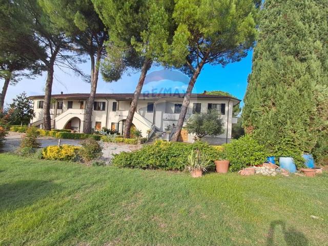 Villa Indipendente in vendita a Unione dei Comuni Circondario dell'Empolese Valdelsa, Empoli