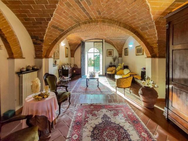 Villa Indipendente in vendita a Unione dei Comuni Circondario dell'Empolese Valdelsa, Empoli