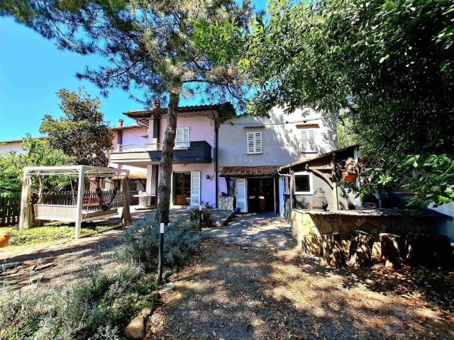 Villa Indipendente in vendita a Unione dei Comuni Circondario dell'Empolese Valdelsa, Empoli