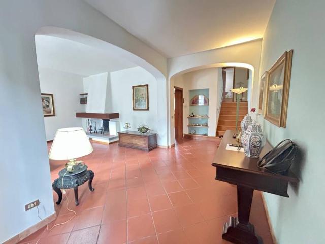 Villa Indipendente in vendita a Unione dei Comuni Circondario dell'Empolese Valdelsa, Empoli
