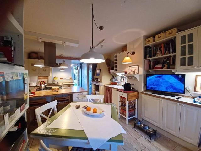 Villa Indipendente in vendita a Unione dei Comuni Circondario dell'Empolese Valdelsa, Empoli
