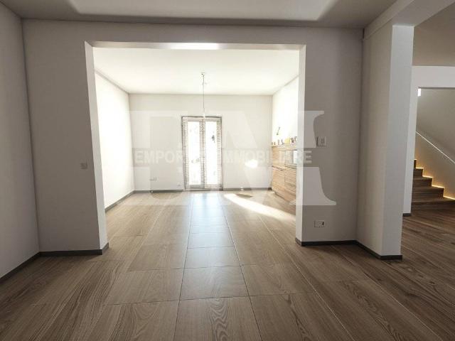 Villa Indipendente in vendita a Pozzale, Empoli