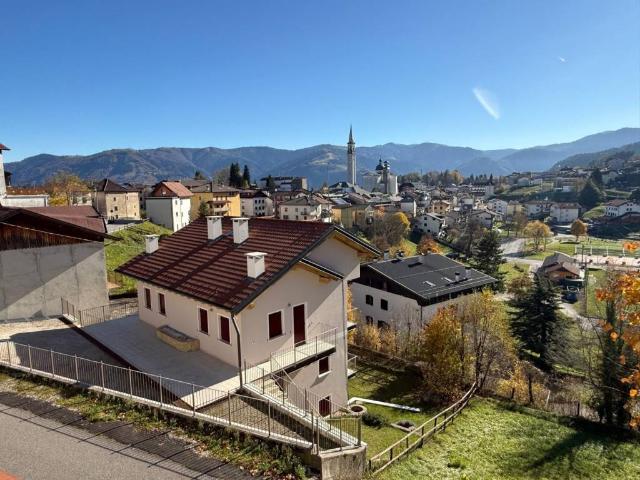 Villa Indipendente in vendita a Enego, Veneto