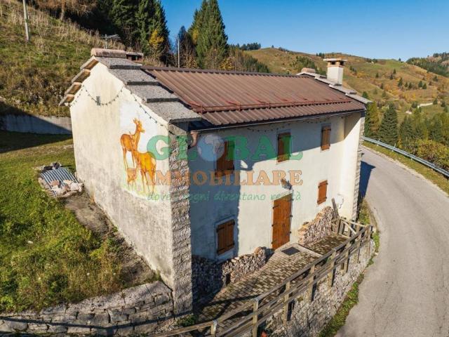 Villa Indipendente in vendita a Enego, Veneto