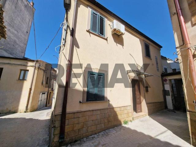 Villa Indipendente in vendita a Monte, Enna