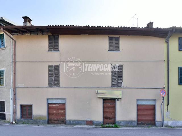 Villa Indipendente in vendita a Parravicino, Erba