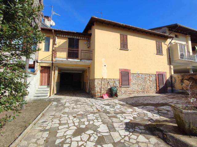 Villa Indipendente in vendita a Erbusco, Lombardia