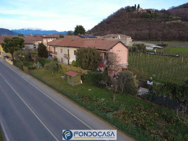 Villa Indipendente in vendita a Erbusco, Lombardia