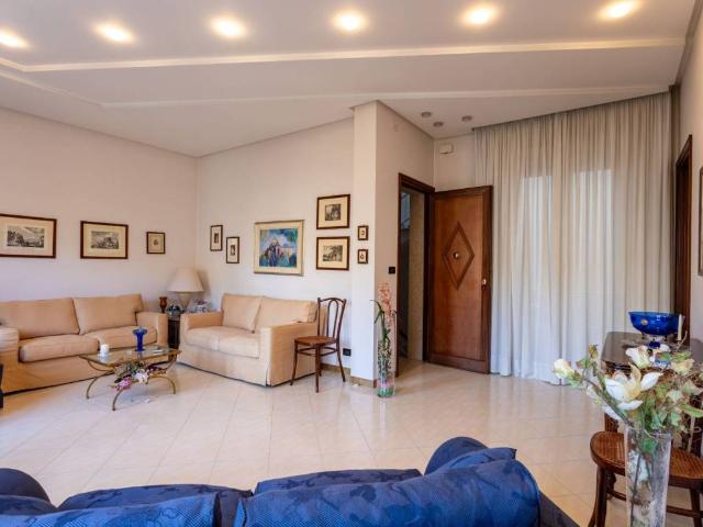 Villa Indipendente in vendita a Erice, Sicilia