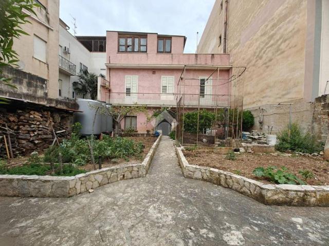 Villa Indipendente in vendita a Erice, Sicilia