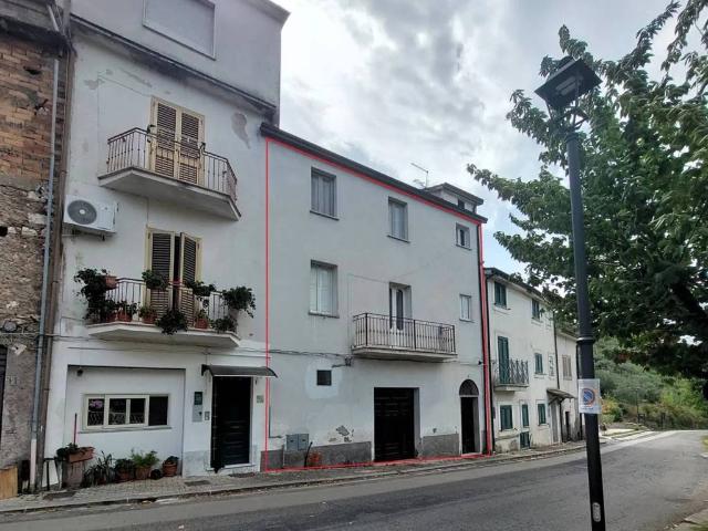Villa Indipendente in vendita a Esperia, Lazio