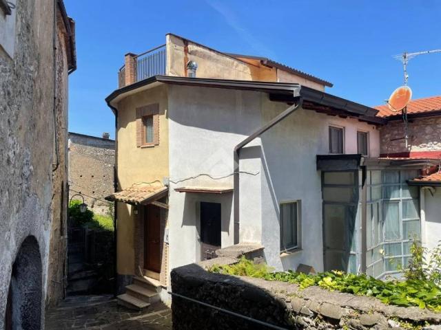 Villa Indipendente in vendita a Esperia, Lazio
