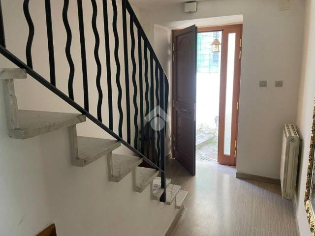 Villa Indipendente in vendita a Esperia, Lazio