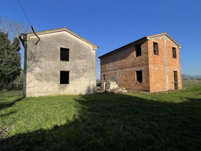 Villa Indipendente in vendita a Deserto, Este