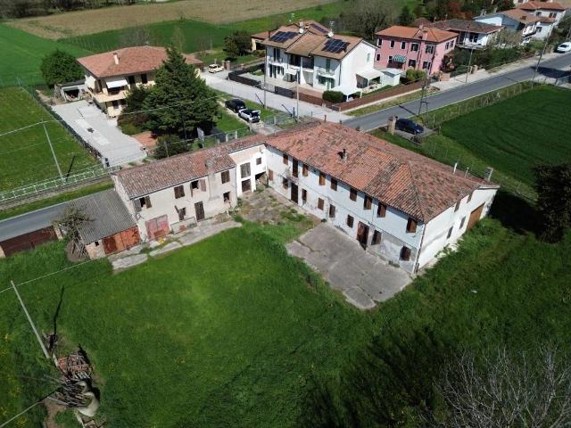 Villa Indipendente in vendita a Prà, Este