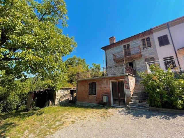 Villa Indipendente in vendita a Piemonte, Alessandria