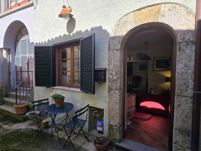 Villa Indipendente in vendita a Unione Comuni Garfagnana, Vergemoli