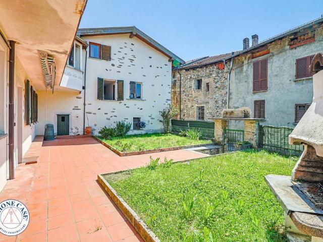 Villa Indipendente in vendita a Comunità Montana del Piambello, Cugliate Fabiasco