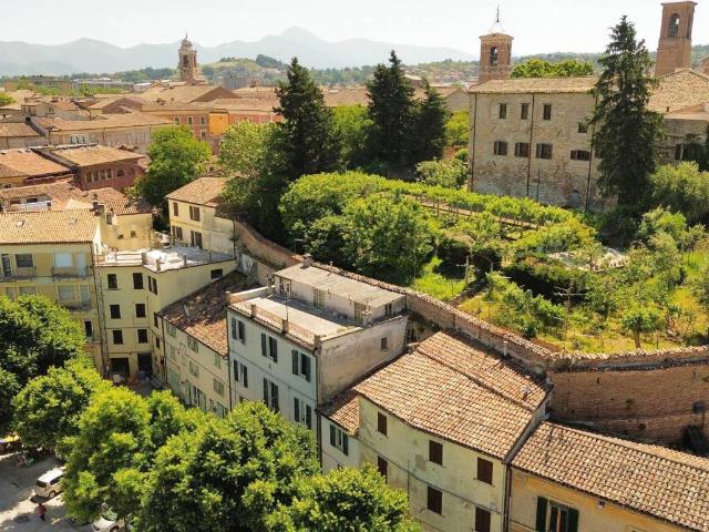 Villa Indipendente in vendita a Centro, Marche