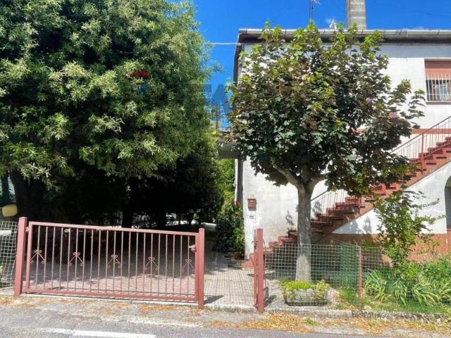Villa Indipendente in vendita a San Giovanni, Marche