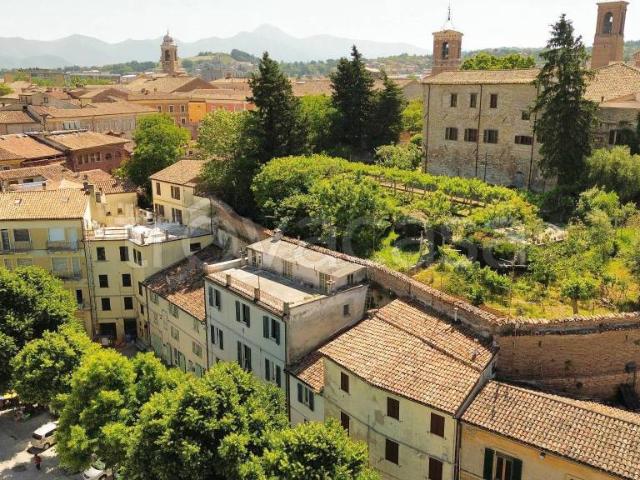 Villa Indipendente in vendita a Centro, Marche