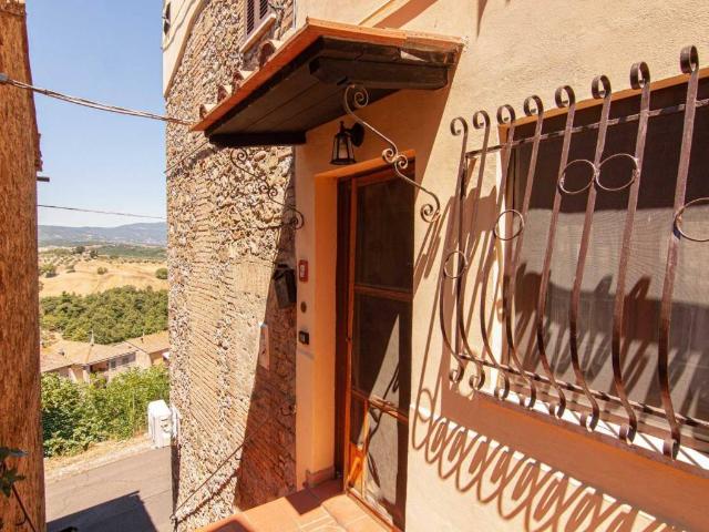 Villa Indipendente in vendita a Fabro, Terni