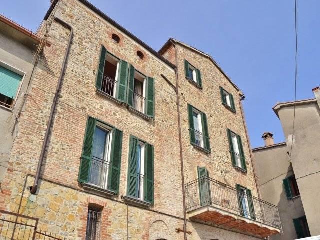 Villa Indipendente in vendita a Fabro, Umbria