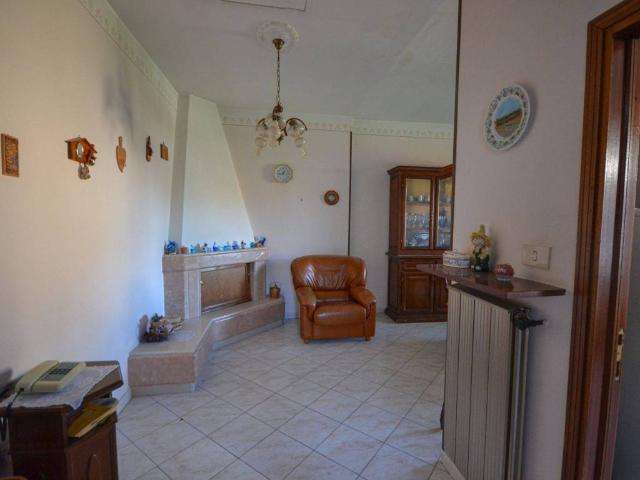 Villa Indipendente in vendita a Fabro, Umbria