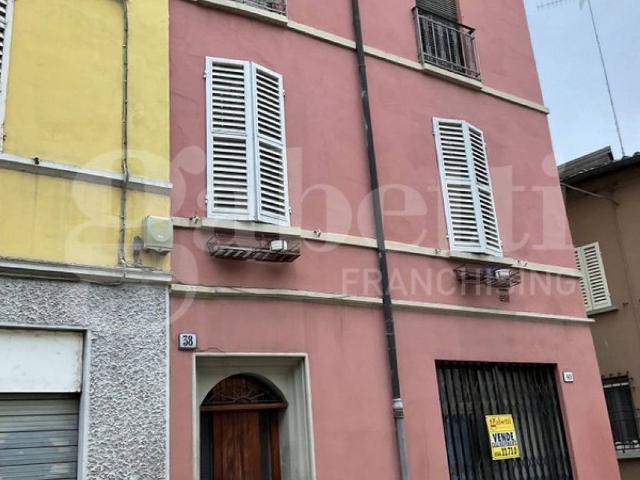 Villa Indipendente in vendita a Unione della Romagna Faentina, Faenza