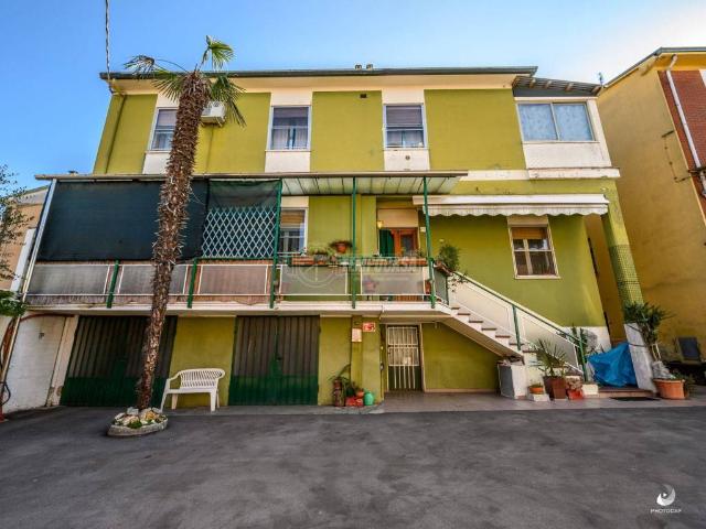 Villa Indipendente in vendita a Unione della Romagna Faentina, Faenza