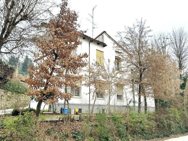 Villa Indipendente in vendita a Unione della Romagna Faentina, Faenza