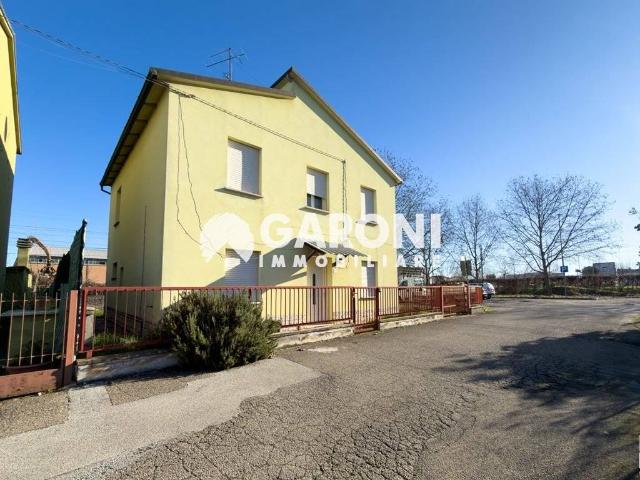 Villa Indipendente in vendita a Unione della Romagna Faentina, Faenza
