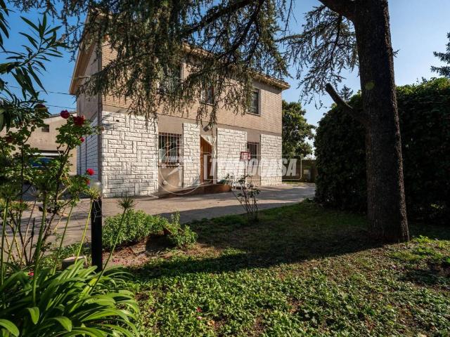 Villa Indipendente in vendita a Unione della Romagna Faentina, Faenza