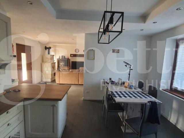 Villa Indipendente in vendita a Ciconicco / Cicunins, Fagagna / Feagne