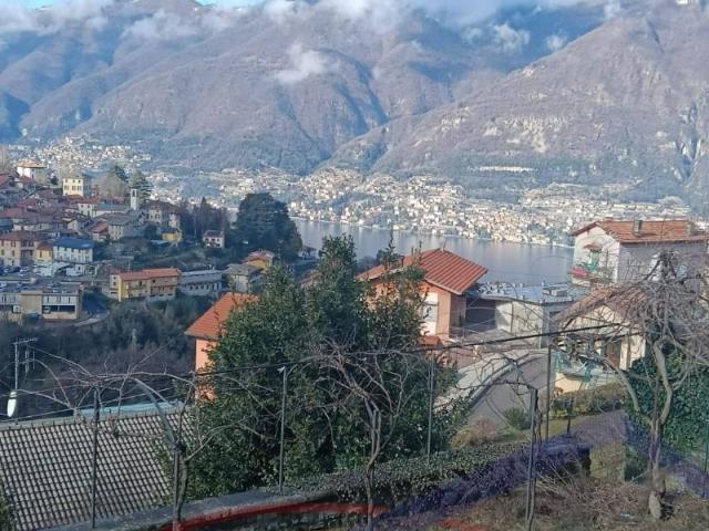 Villa Indipendente in vendita a Faggeto Lario, Lombardia