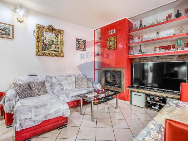 Villa Indipendente in vendita a Bergoro, Fagnano Olona