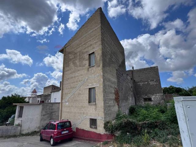 Villa Indipendente in vendita a Falciano Del Massico, Campania