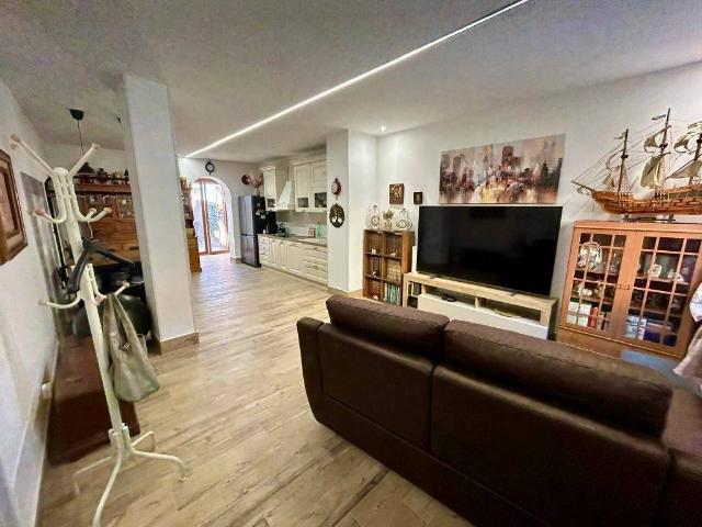 Villa Indipendente in vendita a Marche, Ancona